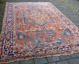 Heriz rug with unusual border, 384  x 275 cm., 12'7" x 9', ca. 1900.                  