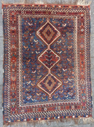 Qashqai small rug, 155  x 115 cm., 5'1" x 3'9". Very good, complete condition and good pile. A bit lower pile at two places, see last three picts. Supple handle and  ...