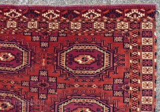 Very fine and supple Tekke Chuval, 73  x 113 cm., 2' 4" x 3' 8". 350 knts /sq.inch.              