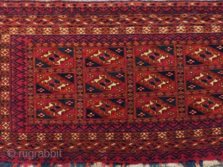 Fine and supple Tekke torba, 40 x 86 cm., 1' 4" x 2' 9". 325 knts/sq.inch                 