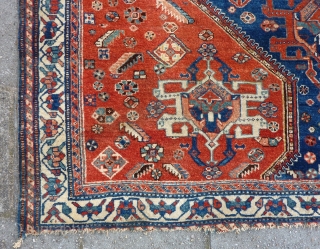 Antique Abadeh Rug, 194  x 150 cm., 6´ 4` x 4´ 11`. Very soft and floppy handle, with full pile all over. One end with loss, and one clumpsy repair (last  ...