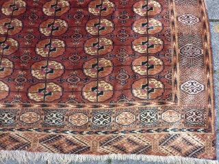 Fine Tekke turkmen rug, 243  x 178 cm., 8' x 5' 10". Incredible soft wool, like velvet, very pliable and in good condition, with full pile allover. Selvedges needs rewrapping and  ...