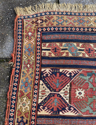 Antique Shahsavan Sumakh Bag front, 66 x 66 cm., 19th c. A few damages at the selvedges and a small repair at the top border ( see last detail pict.) robvanwieringen@telfort.nl  