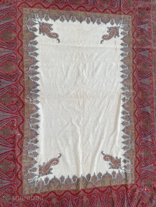 4’7” x 11’2”  / 137cm x 480cm. Kashmir shawl, twill tapestry, pieced construction, embroidered lappets, good.                