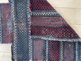 Nw. Persian 'salt bag', float brocade, older, nice color, not so common. #12954, robert@mannrugs.com                   