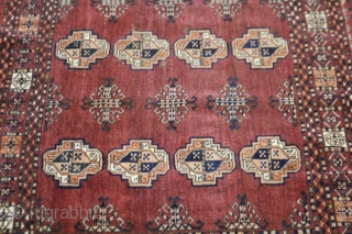 TURKMEN U.S.S.R. CARPET, CIRCA 1920:

Overall-2'11" x 4'9"                          
