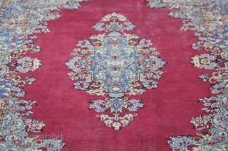 PERSIAN KERMAN RUG:

Dimensions- 4' x 6' 11"                          