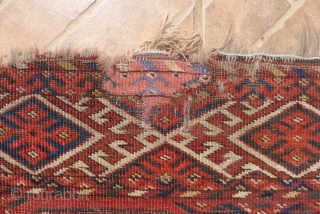 Kızıl Ayak main carpet, 8.5ft x 6.6ft late 19 th. Century. Characteristic "Tauk Nuska" design with facing horned animals.
Slight overall wear with areas of wear and one (old) repair.    