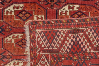 Kızıl Ayak main carpet, 8.5ft x 6.6ft late 19 th. Century. Characteristic "Tauk Nuska" design with facing horned animals.
Slight overall wear with areas of wear and one (old) repair.    