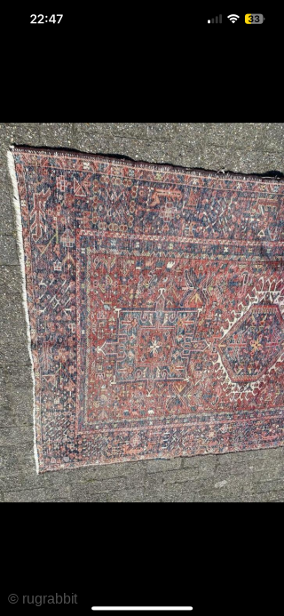 kharaja 200 x 144 cm in good condition                         