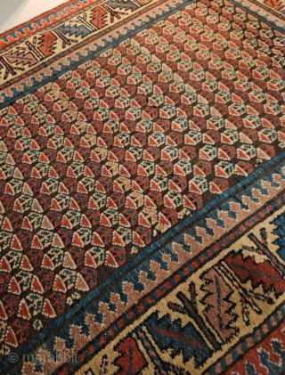 Caucasian rug, good condition size 186x 130 cm