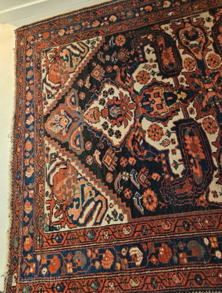 Persian rug in great condition, size 150 x 200 cm