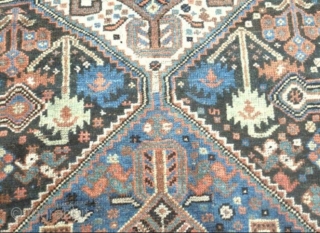 Khamseh rug, 213 x 150 cm                           