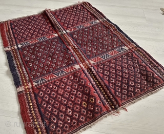 Beautiful Varamin small kilim. Circa 1920-30s. 74 x 90 cm. Excellent condition. Great weaving quality. Almost thin as paper. Best offer will get it.         