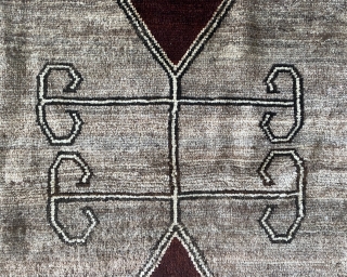 Old Gabbeh rug from Persia. All natural colors. Simple yet striking design. Excellent condition. 120 x 196 cm. Contact: rohat_berk_kartal@hotmail.com             