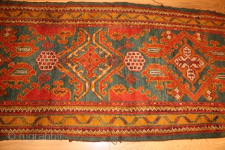 Antique Turkish	Ushak Carpet Runner,

Size cm:340 x 95,
Size ft:11'4 x 3'2,
Code No:R6047,
This rug is around 75 to 80 years old and very good condition.          