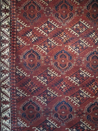 Christie's King Street, London 8 April, 2014

A fantastic rug and carpet sale, perhaps the best in years, featuring exceptional examples from Ottoman Turkey to China with particularity strong Classical, Turkmen, and Caucasian  ...