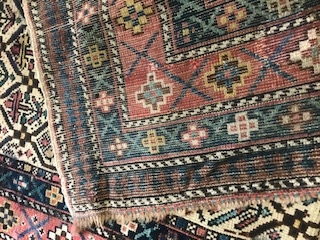 Shirvan hand-knotted rug in excellent condition 6 x 4.
                        