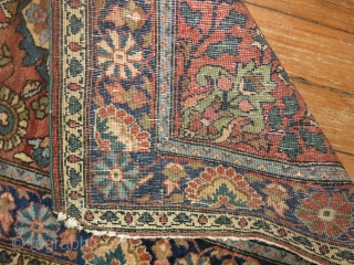 Antique Sarouk Farahan Size 1'9''x2'6''.  Bottom right corner partially missing.

                      