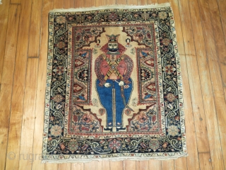 Rare antique Persian Jozan Sarouk rug mat symbolizing king Shapur who was a Persian king dating back to medieval times. Size 2'2''x2'6''. The "King" you find in most deck of playing cards,  ...