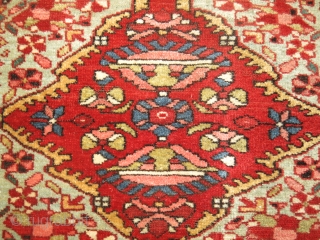 Antique NW Persian Tafresh Panel Rug.  Extremely fine and gorgeous.   4'3'' wide x1'7'' length.

Please feel free to ask any and all questions.

Entire inventory online at www.rugsrusonline.com    