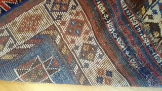 This is a world class (okay,tribe class) Qashqai gabbeh, having no repairs, end kilims and overcast sides. App 4'9" X 6'7" = 144 X 200cm.        