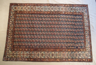 Antique Malayer rug very nice colours and nice condition all orginal size:1,96 X 1,40 cm Circa 1900                