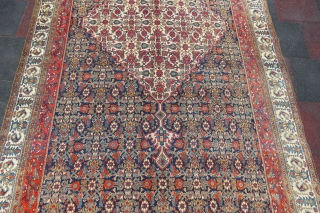 Antique Persian Bidickabat Gallerie Carpet wonderful colors and excellent condition all original size 5,10x2,10 cm Circa 1900-1910                