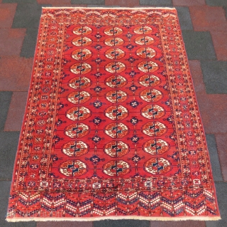 Antique Turkoman rug wonderful colors and excellent condition all original size 2,20x1,55 cm (61''x 86'' inches ) Circa 1900              