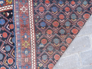 Caucassin Shirvan rug wonderful colors and very good condition all original size 2,00x1,23 cm circa 1900-1910                 