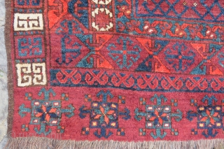 Ersary tipe Engsy rug very nice colors and good age some aria is elittle down but pile on it size 1,90x1,60 cm Circa 1890         