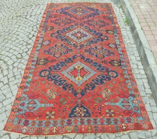 Caucassian Dagystan Sumak very nice colors and excellent condition all original size 3,76 x 2,00 cm Circa 1900-1910               