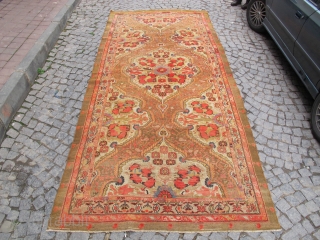 Antique Persian GULFARAN  Malayer Gallery rug Circa 1890 Camel heir mean color ( Just we made control ) no repair Orginal           