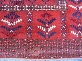 Antique Turkoman Yamud Engsi nice colors and very good condition size 1,66x1,26 cm (50 x 65 inches ) Circa 1900             