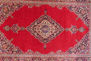 Wonderful Kashan rug all original and excellent condition Circa 1930                       