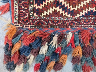 Turkoman Asmalik wonderful colors and excellent condition all original size with tassel 100x110 cm without tassel 70 x 1,10 cm Circa 1900-1910           