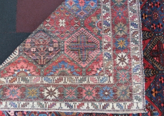 Iran Bahtiary rug wonderful colors and excellent condition all original size 3,08x2,15 cm Circa 1910-1915                  