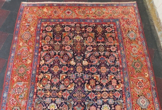 Malayer Gallerie Carpet wonderful colors and excellent condition all original size 5,20x2,08 cm Circa 1900-1910                  