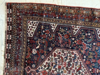 Khamseh Rug size 2,76x1,50 cm wonderful colors nice condition all original Circa 1890-1900 #khamseh #carpets #kilims #antique #decorative #antiquecarpet #interiordesign #fineart #uniqueart #uniquecollection #persianart #exclusiveart #carpetcollection #interiorarchitecture #interiors #handcrafted #houseinteriors #homedecoration #luxurylifestyle  ...