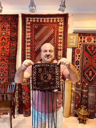 Antique Persian bag ( chanteh) nice colors and nice condition all original for collector item if you want to more information please contact us sahcarpets@gmail.com 
Thanks       