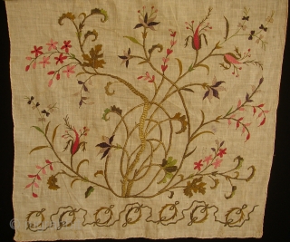 Antique Ottoman towel wonderful condition  and silk embrodery ,gold and thread  on linen  Circa 1880               