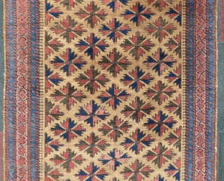 Baluch rug amazing camel hair and excellent condition all original size 1,70 x 94 cm Circa 1915                