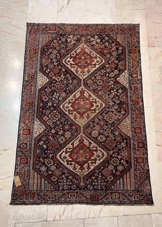 Antique Khamseh rug 
if you need any more information please contact e-mail sahcarpet@gmail.com or Whatsapp +905358635050 
Thank you very much 
#khamsehrug #persiancarpets #handmaderug          