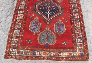 Antique Caucasian Shykly normaly must be Armenia but this one is Kasak made interesting and  wonderful colors and very good condition all orginal and size 2,48 x 1,85 cm ( 98''  ...