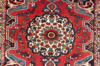 Antique Ferhan rug wonderful colors and excellent condition all original size 2,05x1,36 cm Circa 1900                  