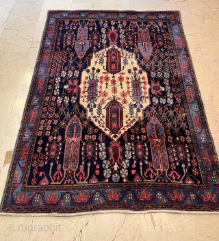 Old Persian rug 5”x6’5” feet ( 1,52x2,00 cm ) very nice colors and nice conditions all original AVAILABLE if need any more information please contact DM - E-mail  sahcarpets@gmail.com  
Thank  ...