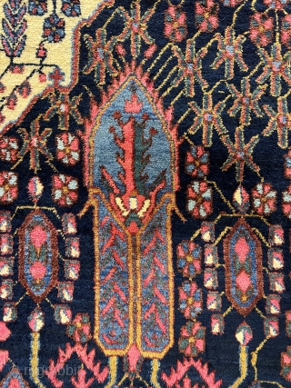 Old Persian rug 5”x6’5” feet ( 1,52x2,00 cm ) very nice colors and nice conditions all original AVAILABLE if need any more information please contact DM - E-mail  sahcarpets@gmail.com  
Thank  ...