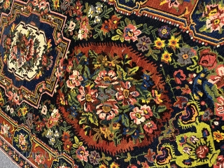 Old Decorative Bahktiari Gallerie rug very nice colors and nice conditions all original AVAILABLE if need any more information please contact DM - E-mail  sahcarpets@gmail.com  or WhatsApp +905358635050 
Thank you  ...
