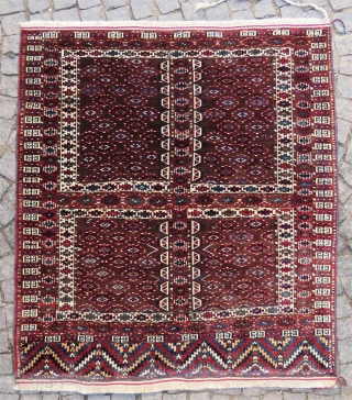 Yurkoman for Tente engsi rug wonderful colors and excellent condition all original size 1,63x1,45 cm and Circa 1910-1920               