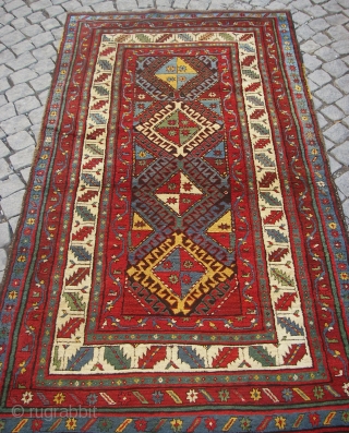 Antique Talish rug Wonderful colors and excellent condition Wool & Wool all orginal size 2,08 x 1,20 cm Since 1900             